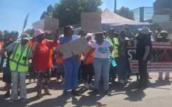 Members of the public calling for a life sentence for the Soweto child murder suspect. eNCA/Bafedile Moerane