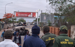 Border guards keeping an eye on the Lebombo Border. eNCA/Pule Letshwiti-Jones