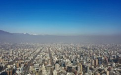 High temperatures have led to smoggy conditions in Chile's capital Santiago