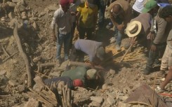 Moroccans on Sunday mourned the victims of a devastating earthquake killed more than 2,000 people