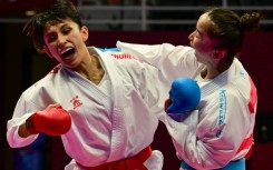 Taiwan's Gu Shiau-shuang (left) won the final gold medal of the Asian Games against Kazakhstan's Moldir Zhangbyrbay