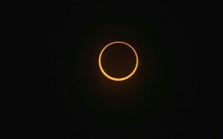 'Ring of Fire' solar eclipse seen over Albuquerque, New Mexico