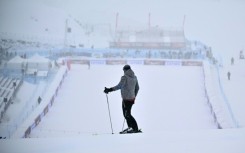 Strong winds and heavy snowfall scuppered Sunday's men's World Cup downhill at Zermatt-Cervinia between Italy and Switzerland