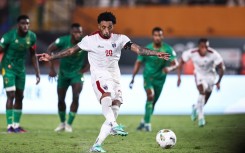 Ryan Mendes scores Cape Verde's winner against Mauritania from the penalty spot