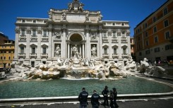 The fountain is so farmous the crowds in the square surrounding it are often so deep it is difficult to get a good look.