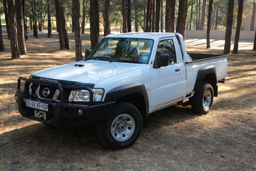 Nissan patrol pickup